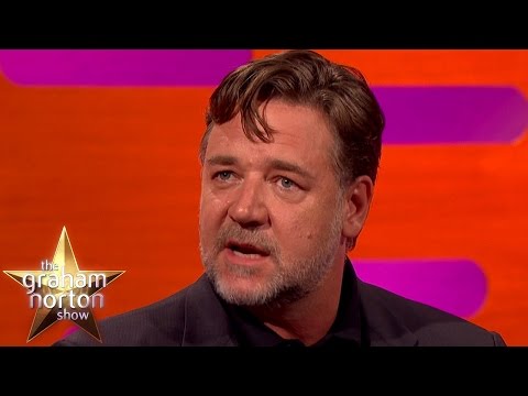 , title : 'Russell Crowe Used To Get Prank Calls From Michael Jackson - The Graham Norton Show'