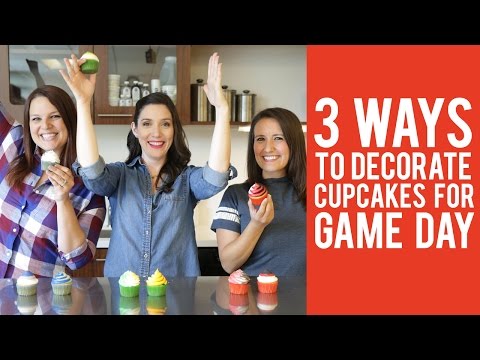 How to Decorate Cupcakes for Game Day – 3 WAYS!