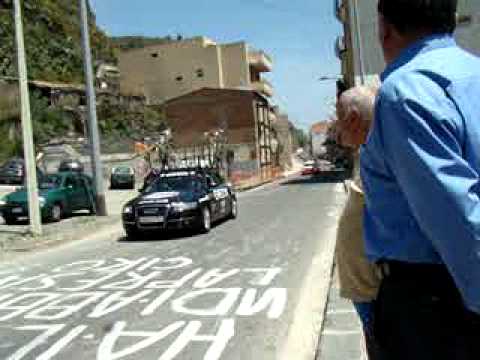 IL GIRO D'ITALIA A MARCIA INDIETRO A SCALETTA ZANCLEA