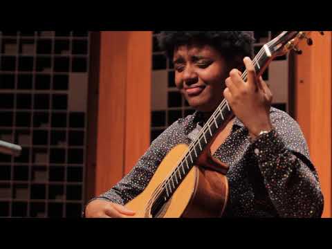 Gabriele Leite plays Estudo Nr. 11 by Heitor Villa-Lobos