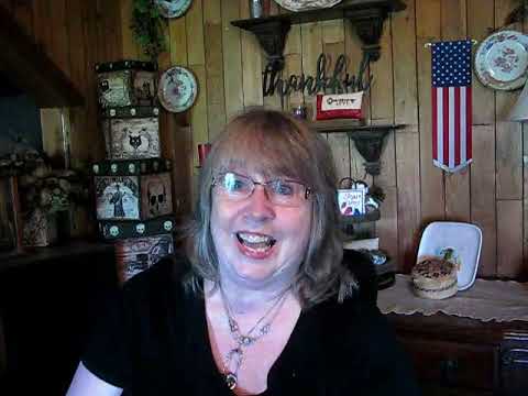 Flosstube #129 Stitching in the Bee Hive and mental health