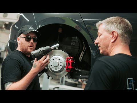 ZARBEX & SCHRADIN machen PRAKTIKUM in einer AUTO WERKSTATT 🚗 🔧 | ÖLWECHSEL, LACKIEREN & SCHRAUBEN 
