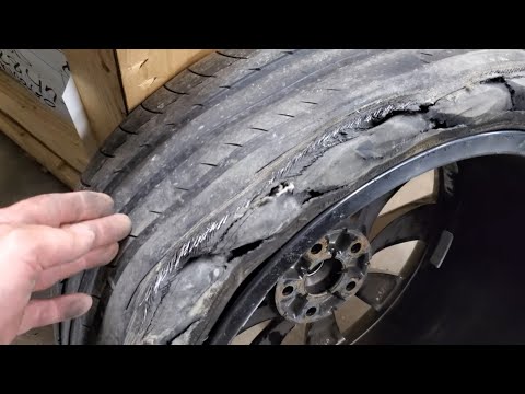 My 1st Day With My Tesla awww (Shredded Rear Tires, Spoiler Fell Off and Ran Out Of Juice)