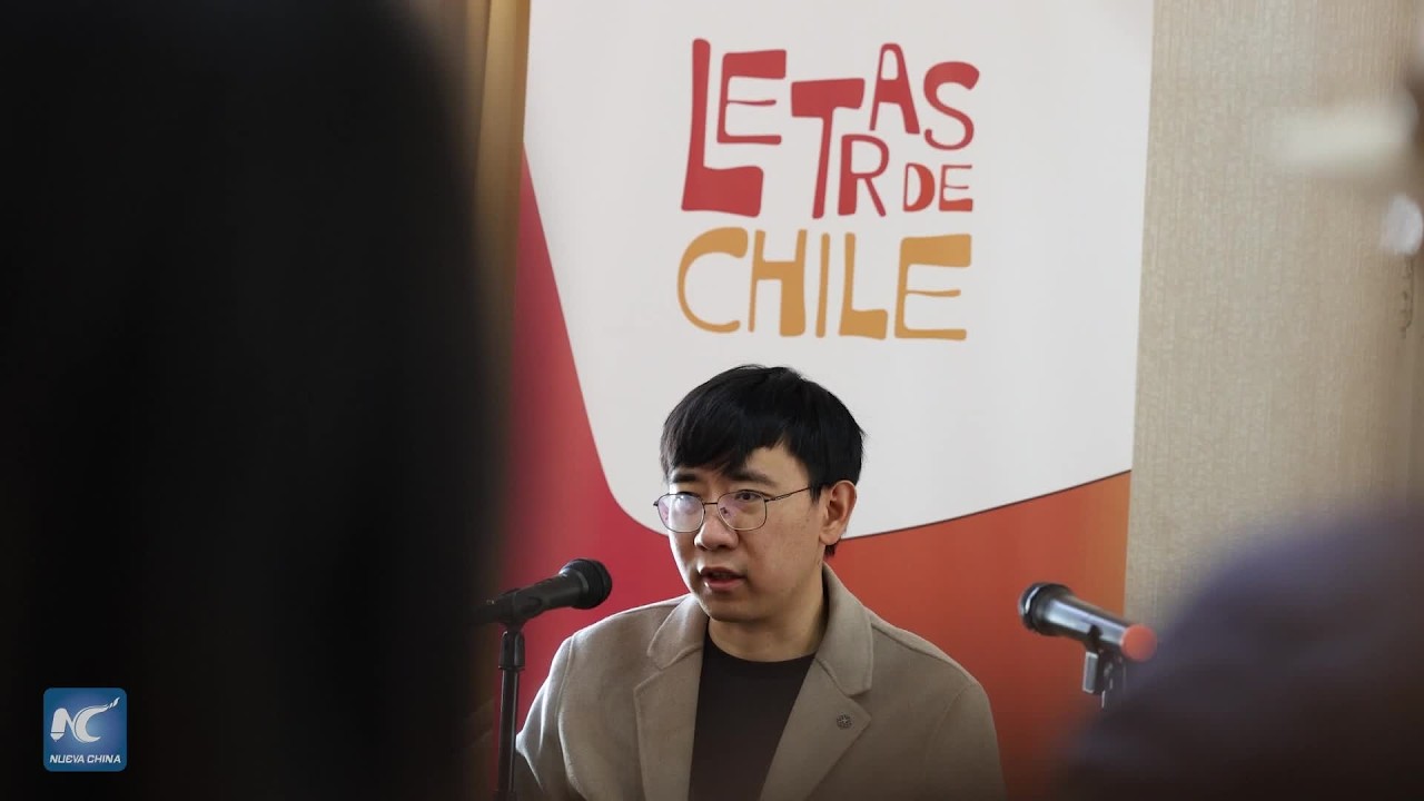 Escritores chinos y latinoamericanos abordan la minificción en encuentro literario en Chile