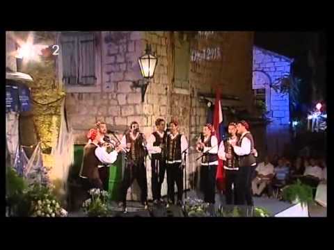 Klapa Bunari - Ista skula, isti bori (FDK Omiš 2015.)