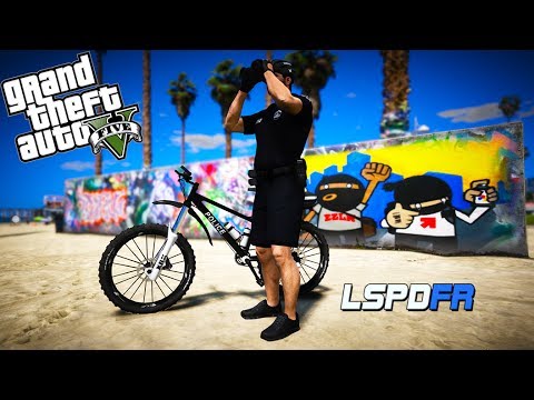 GTA 5 LSPDFR - Bike Patrol - Panic Button on beach