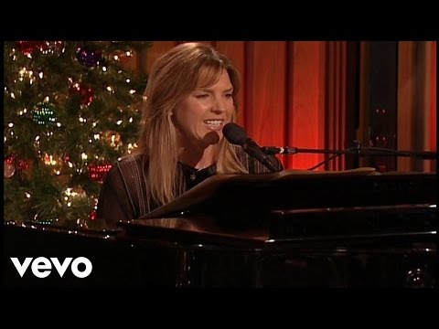 Diana Krall - Jingle Bells ft. The Clayton-Hamilton Jazz Orchestra