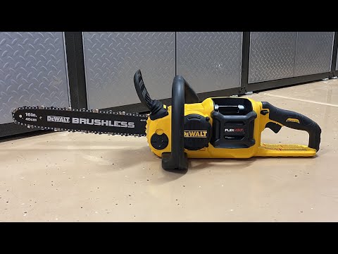DeWalt 60V Cordless Chainsaw DCCS670 16" overview, chain removal & install