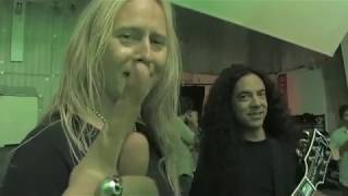 Jerry Cantrell: "I've got blisters on my fingers"