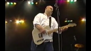 The Pixies - Something Against You (T In The Park Festival, 11.7.04)