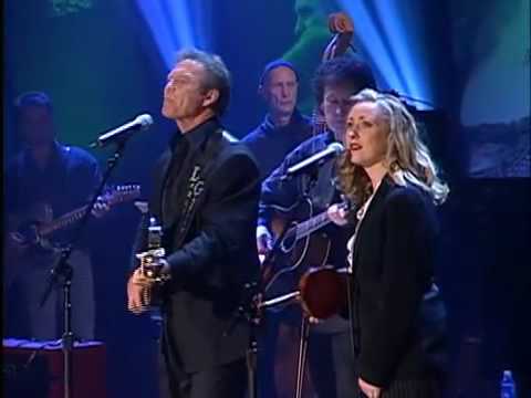 Laura Cash & Larry Gatlin sing Diamonds In The Rough