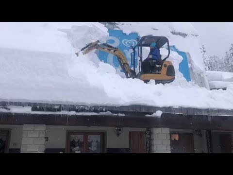 Abetone, la straordinaria nevicata sulle piste
