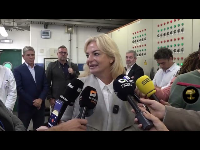 Clavijo asiste a la presentación de las instalaciones de geotermia del Hospital Dr. Molina Orosa