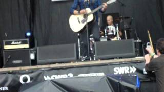 Tom Beck- Sit Tight Here With Me (Live bei Rock am Ring)