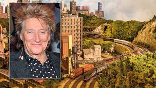 ✅  Sir Rod Stewart unveils model railway he worked on for 25 years