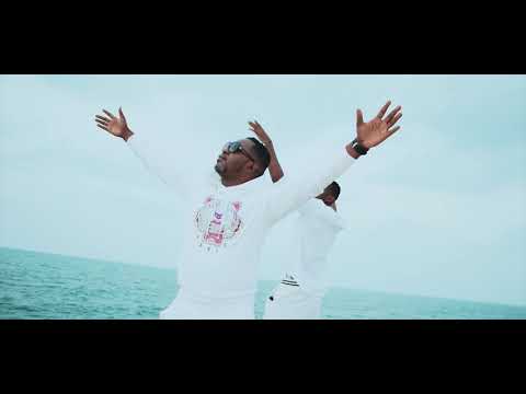 MONNY EKA DE PETIT PAYS fT ROBERTO LENANI   PREJUGES  OFFICIAL MUSIC VIDEO