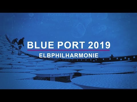 Oben auf der Elbphilharmonie - Blue Port 2019