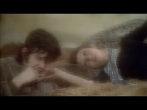 Videoclip de L'île — Brigitte Fontaine