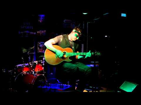 Mikko Sipola - Summer of 69 (Bryan Adams cover) @ Ruby & Fellas, Tampere 3.3.2012