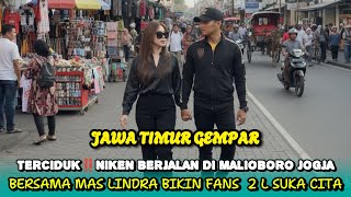 Download lagu GEMPAR🔥Terekam Fans 2L di Malioboro‼️Mas Lindra & Niken Makan Bersama di Jogja, Nitizen Ikut Bahagia mp3 Download lagu GEMPAR🔥Terekam Fans 2L di Malioboro‼️Mas Lindra & Niken Makan Bersama di Jogja, Nitizen Ikut Bahagia mp3