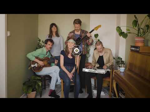Family Sessions #21 // "Pamela" (Toto cover)
