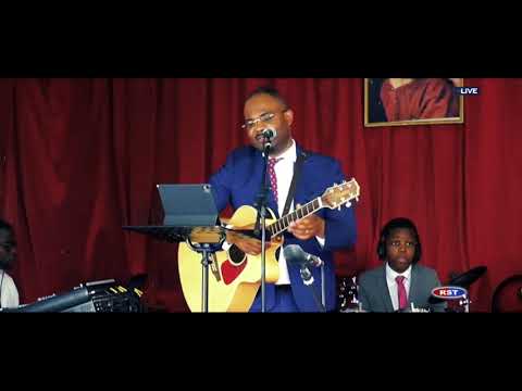 RST - UN QUART D'HEURE D'ADORATION - Fr Jules KAYEMBE