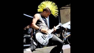 The Casualties - rebelde de oi! dia (vercion ingles) rebeld
