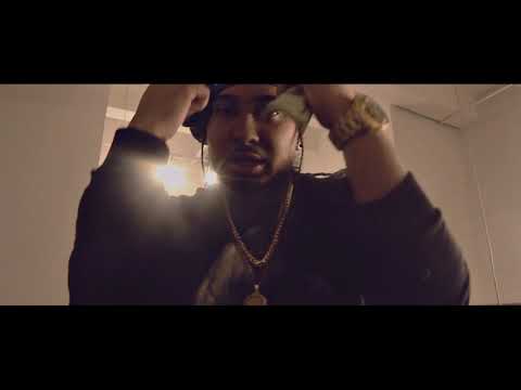 Oc GainPeso Feat. Emensive - "Bands Up" (Official Video)