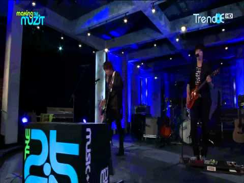 100807 Trend E MTM - CNBLUE - Umbrella [Live]
