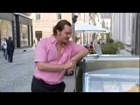 As ti tud not padu poklic sladoledar