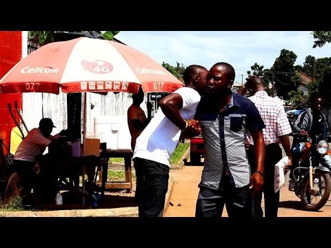 Comment se dire bonjour avec Ebola