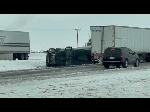 03-17-2021 Amarillo, TX - Pile-Up on I-40 with Major Traffic Issues