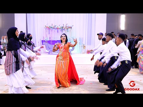 CAWAALE AADAN HEES KALA KACSAN UQAADAY AROOSKA FATUUSH IYO TAMIIM