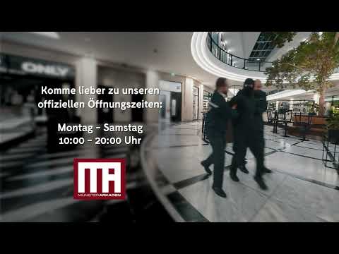 Nachts in den Arkaden