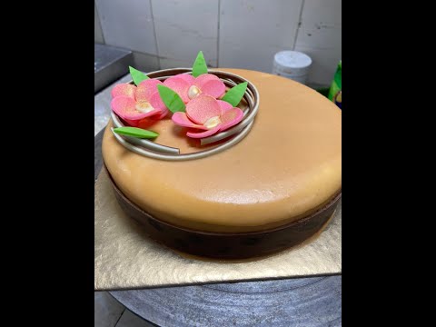 Caramel flavour cake