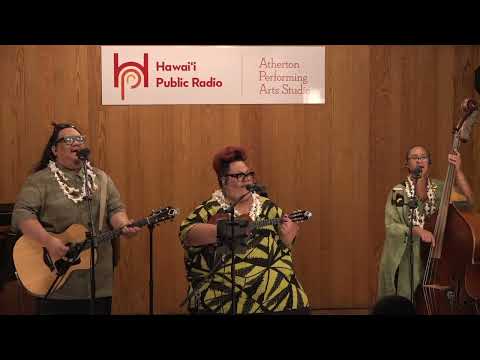 ʻUheʻuhene - Kaulana Nā Pua
