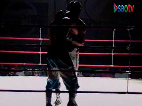 BOXEO EN SAO. GABRIEL ¨CHILO¨ CALFIN ANTE MARCELO ¨PORRA¨ CAFRE -2005
