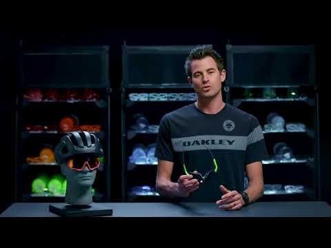 Обзор очков OAKLEY Flight Jacket™ (английский)