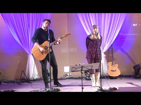 MAGDA PUSCAS- GALBENA GUTUE