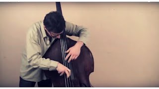Funky upright bass solo 'Do it'