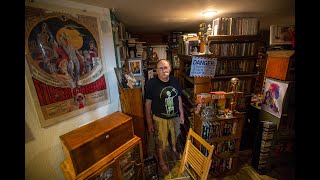 This book collector has 30,000 books in his home