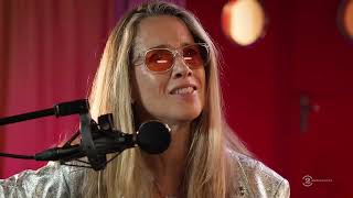 Heather Nova – 2 Meter Session