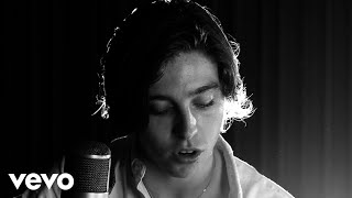 Catfish and the Bottlemen - Pacifier (1 Mic 1 Take)