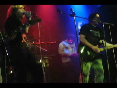 Ella se marchó - Sangre Púrpura