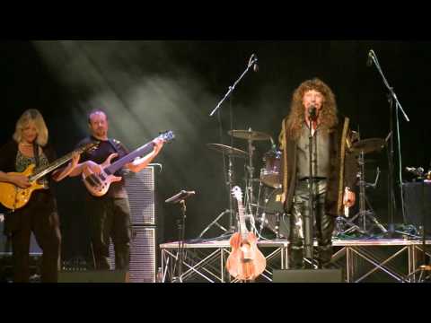 Living With The Past performs Jethro Tull's 
