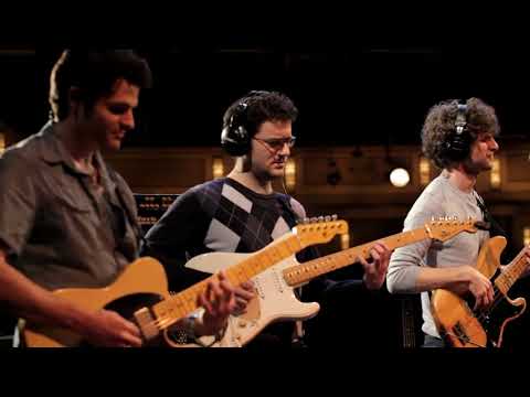 Snarky Puppy feat  Magda Giannikou   Amour T'es Là Family Dinner   Volume One