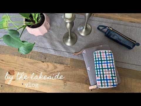 vlog :: by the lakeside :: planners, knitting and baking