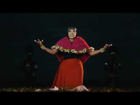 Rockstone feat Chef 187  Sianene  Woman King  Official Video 360p