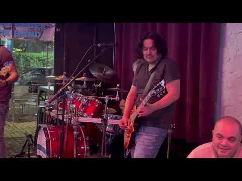 Promotional video thumbnail 4 for Retro Rebel Rock Band
