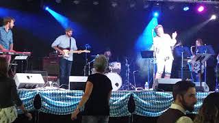 Earth, Wind &amp; Snow - &quot;Everyday People&quot;, Oktoberfest 2016